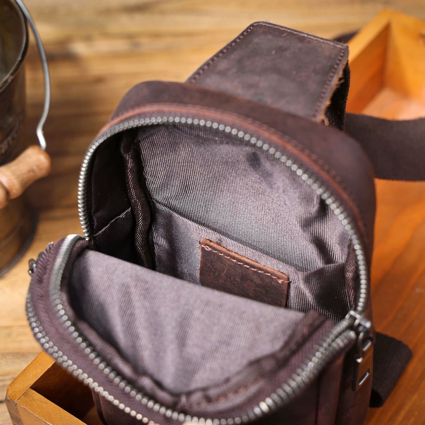 Sacoche Poitrine Homme en Cuir