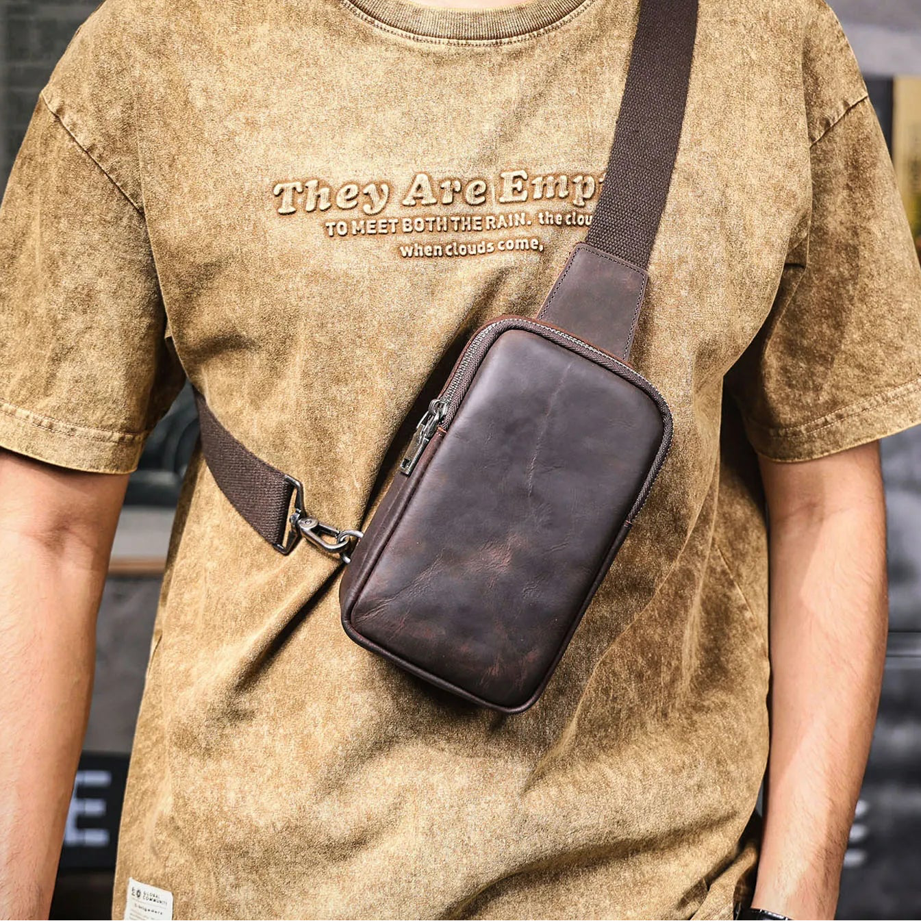 Sacoche Poitrine Homme en Cuir
