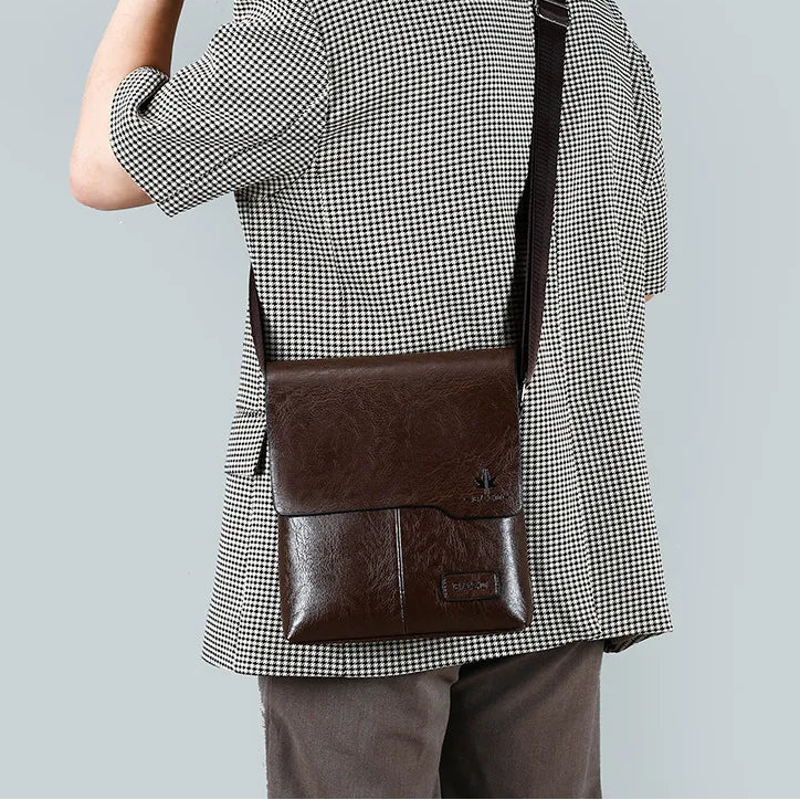 Sacoche Noire en Bandoulière pour Homme