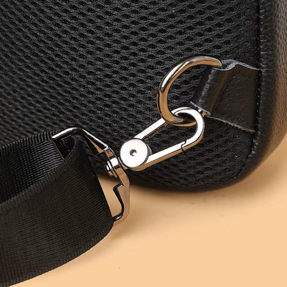 Sacoche poitrine homme en cuir